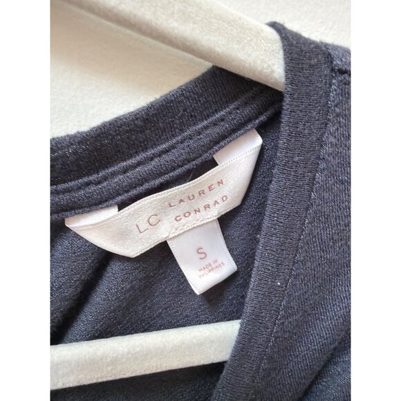 Lauren Conrad Navy Short-Sleeve Top W/ Lace Hem & Bow Back Detail - Picture 3 of 3